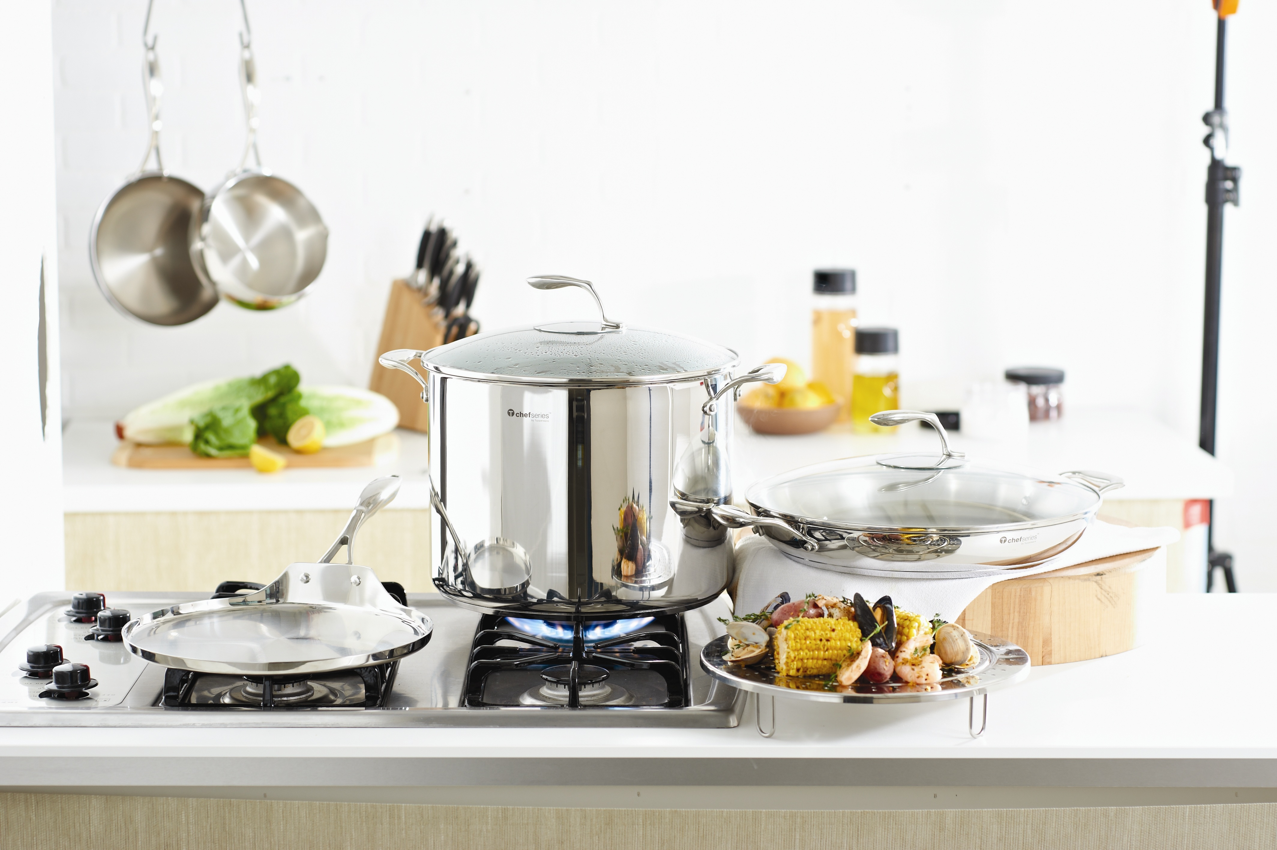 Indsigtsfuld brugerdefinerede Grunde Giveaway: Tupperware Chef Series 12” Griddle Pan - My Judy the Foodie